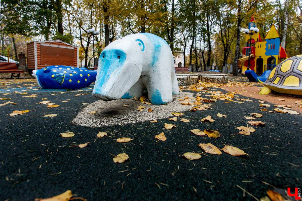 За последние пять лет во Владимире открылось немало детских площадок. Конечно, детям везде хорошо, но, надо признать, у всех специализированных локаций есть свои достоинства и недостатки. Вот об этом предлагаем поговорить поподробнее в нашем сегодняшнем обзоре.