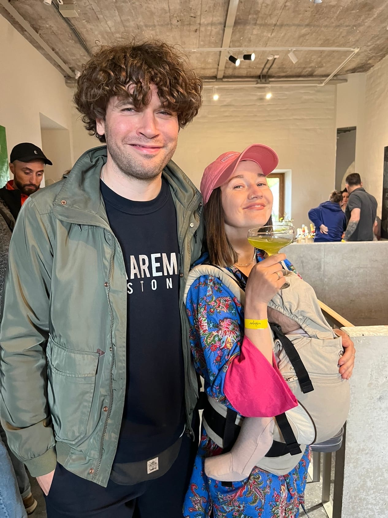 «Голос снеговика Олафа» в Киржаче и селебрити на Суздальской земле. Жители области рассказывают об известных гостях, посетивших 33-регион в минувшие выходные.