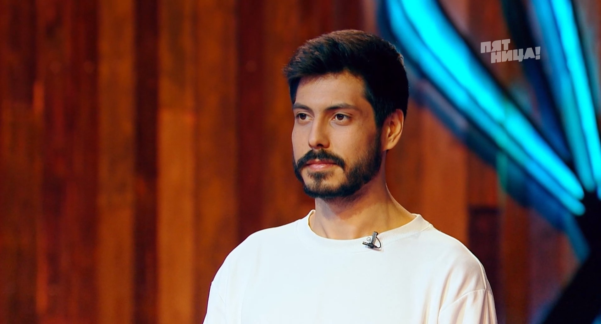 Форшмак с ржаными блинчиками от повара из Александрова покорил самых известных кулинаров страны — Рената Агзамова и Константина Ивлева. Но на колбасе Владимир Александров погорел... Рассказываем про все этапы вышедшего на днях шоу «Битва шефов».