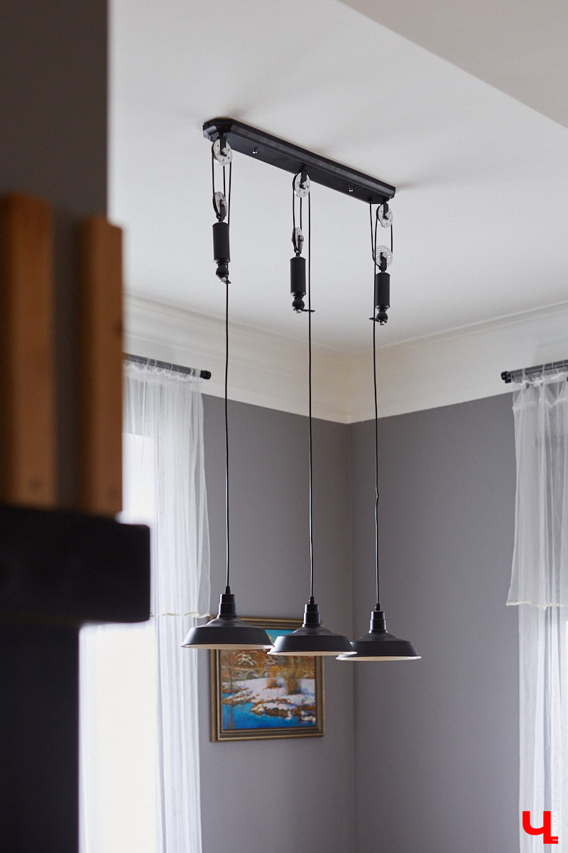 Владимирцы с пятью детьми поселились на лесном хуторе и превратили в симпатичную дачу квартиру в самом центре города.