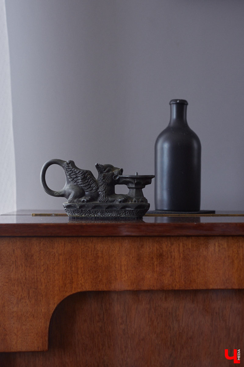 Владимирцы с пятью детьми поселились на лесном хуторе и превратили в симпатичную дачу квартиру в самом центре города.