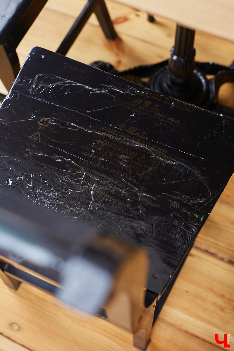 Владимирцы с пятью детьми поселились на лесном хуторе и превратили в симпатичную дачу квартиру в самом центре города.