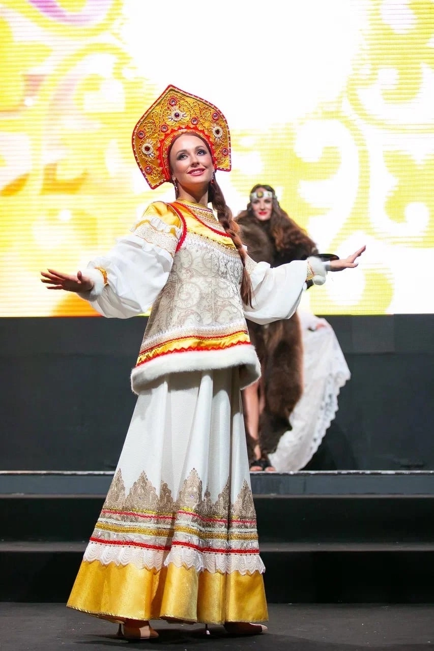 Марина Лукьянова из Судогды завоевала титул «Четвертая вице-миссис» и получила право представлять нашу страну на международных конкурсах красоты!