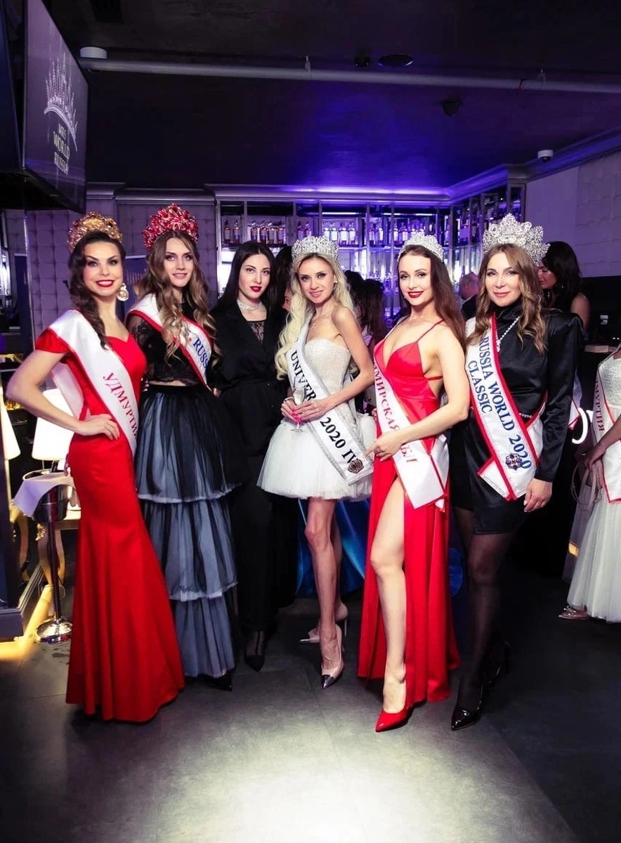 Марина Лукьянова из Судогды завоевала титул «Четвертая вице-миссис» и получила право представлять нашу страну на международных конкурсах красоты!