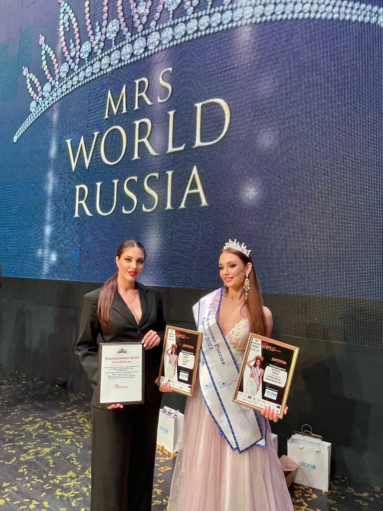 Марина Лукьянова из Судогды завоевала титул «Четвертая вице-миссис» и получила право представлять нашу страну на международных конкурсах красоты!