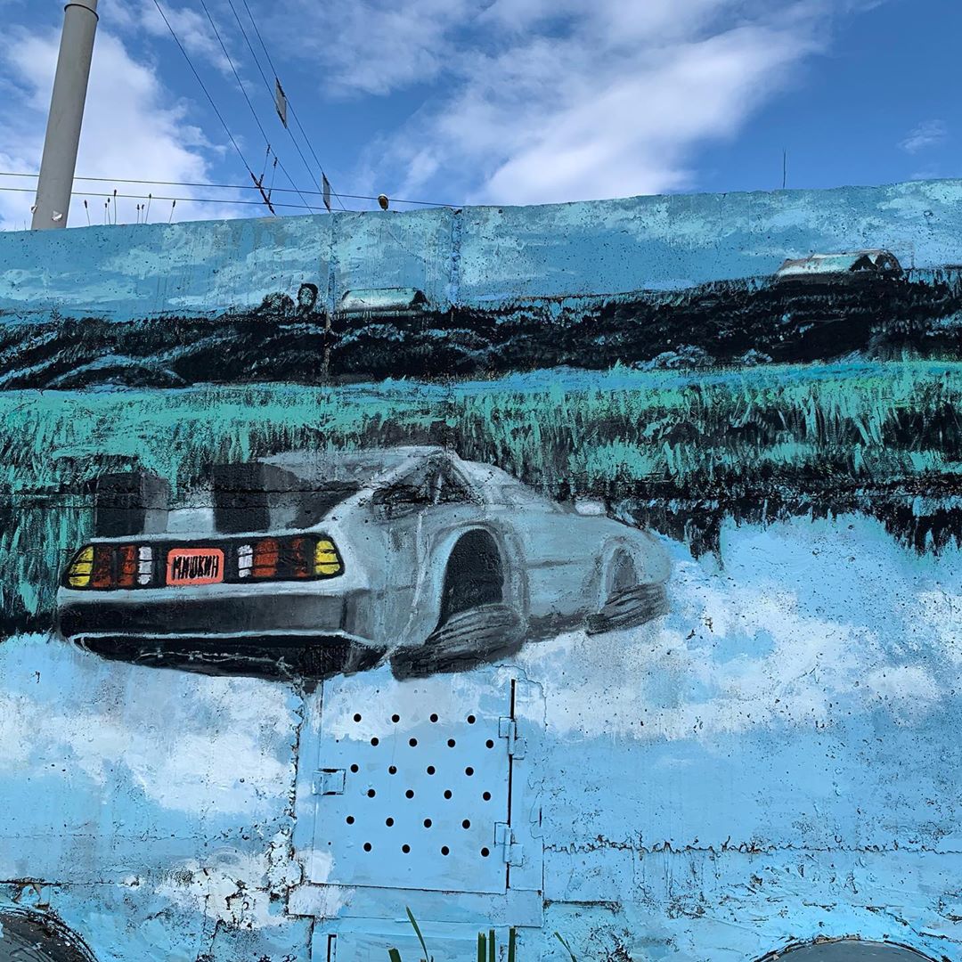 А что вы сделаете, если встретите необычный автомобиль на дороге? Как минимум, фотографию. В объектив жителей области попали сразу несколько раритетных авто. Расскажем, какие именно.