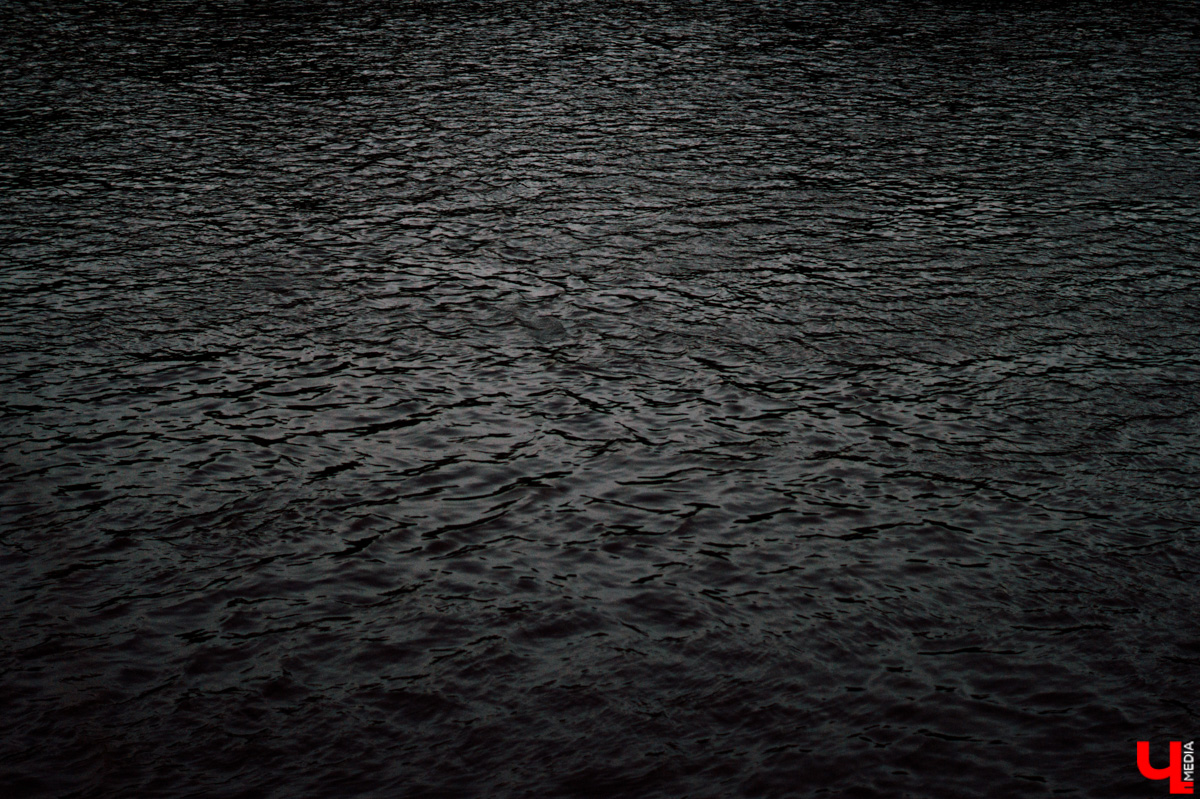 В этом году 4 водоема одобрены всевозможными ведомствами и признаны безопасными. Остальные пляжи в черте или окрестностях города потенциальными местами для отдыха не признаны. Любимые, но дикие — многие из них мы собрали в рамках летнего топа. На случай, когда хочется подзолотиться без похода в воду, отлично подойдет unofficial обзор!