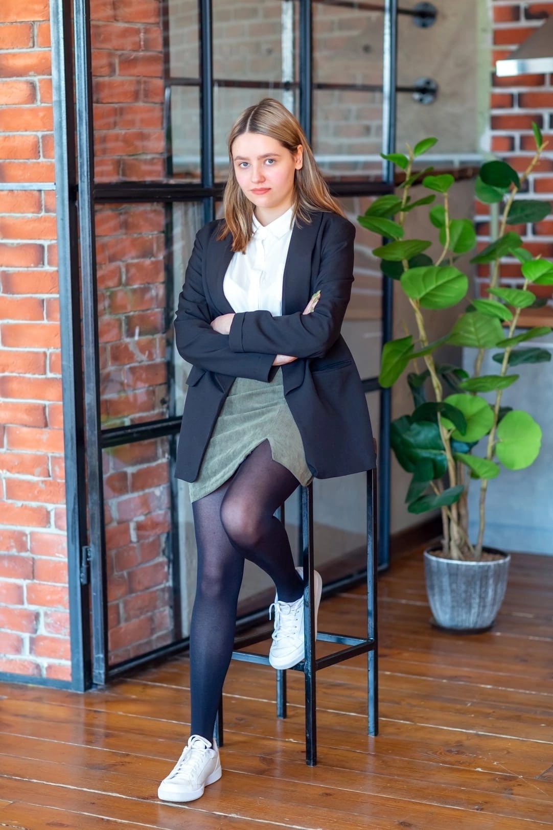 Пора нам с вами познакомиться с владимирскими стобалльниками! О подготовке к «главному событию» в жизни каждого школьника, о поддержке друзей и родителей, о собственных ожиданиях и планах на будущее отличники учебы рассказали «Ключ-Медиа».