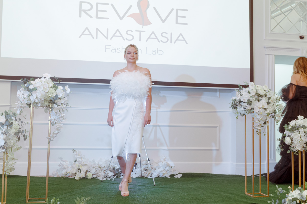 В областном центре состоялось важнейшее событие в мире моды – Vladimir Fashion Day. В этом году его отличительной особенностью стал приезд в город именитых дизайнеров. Например, дома моды Вячеслава Зайцева. У организатора мероприятия мы узнали, как все прошло.