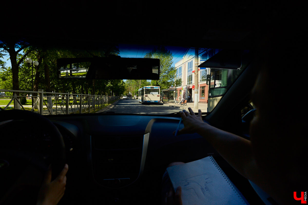 Каждый благоразумный водитель знает: правила дорожного движения нарушать нельзя. Однако зачастую это все-таки происходит. В нашем городе есть места, где нарушают сразу все и постоянно. Отправляемся с инструктором по вождению на осмотр местных дорог, чтобы выяснить, в чем же дело