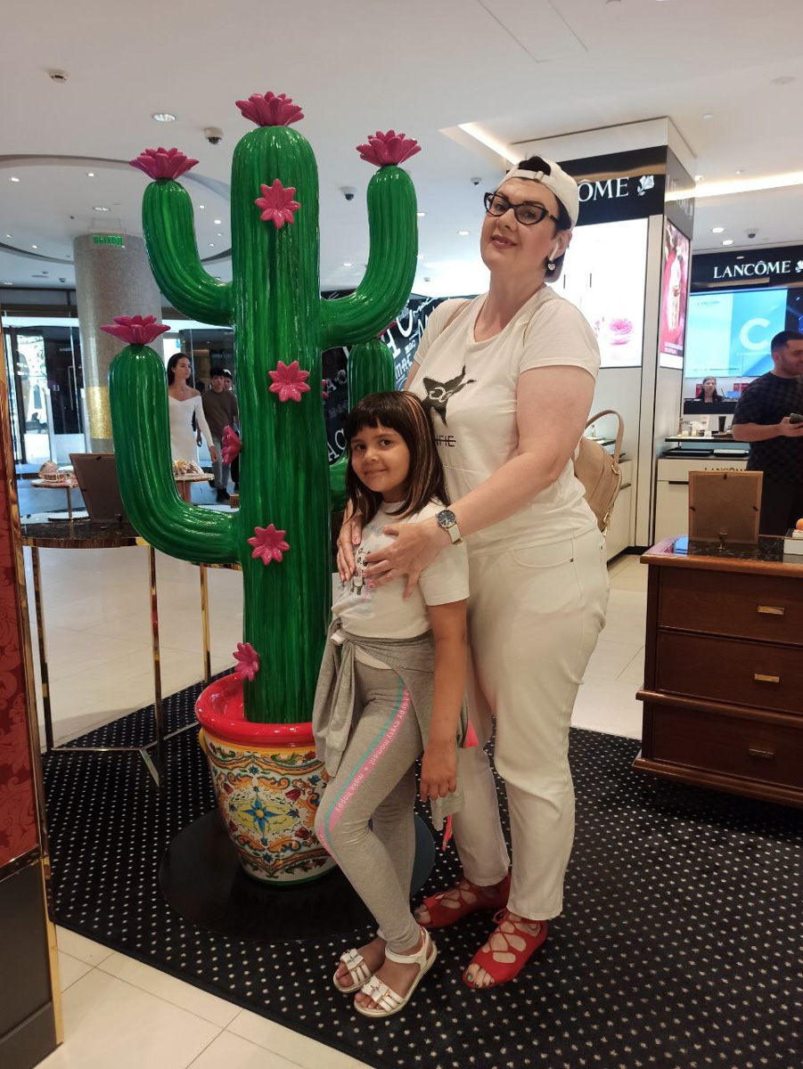 Этим летом владимирские актеры принимают участие в съемках сразу нескольких популярных фильмов и сериалов. Как попасть на площадку и как работается со звездами, они поведали нашему изданию.