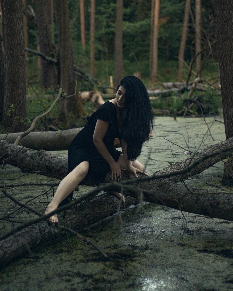 На улице лепота! Самое время сделать удачные снимки для социальных сетей. Пока вы раздумываете, какими они будут, взгляните на подборку фотосессий первого прошедшего летнего месяца с участием жительниц Владимира. Все они – с абсолютно разными сюжетными линиями, но с одним и тем же июньским флёром.