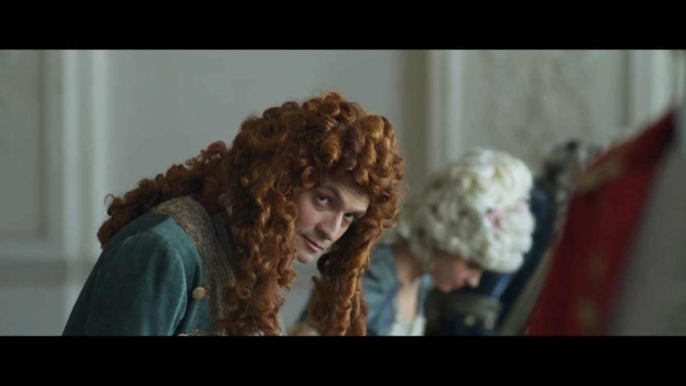 Александр Аладышев вошёл в историю, снявшись в документально-игровом историческом фильме Первого канала «Империя». Владимирский актёр примерил образ (и парик) Александра Даниловича Меншикова, ближайшего сподвижника Петра I и первого генерал-губернатора Петербурга.