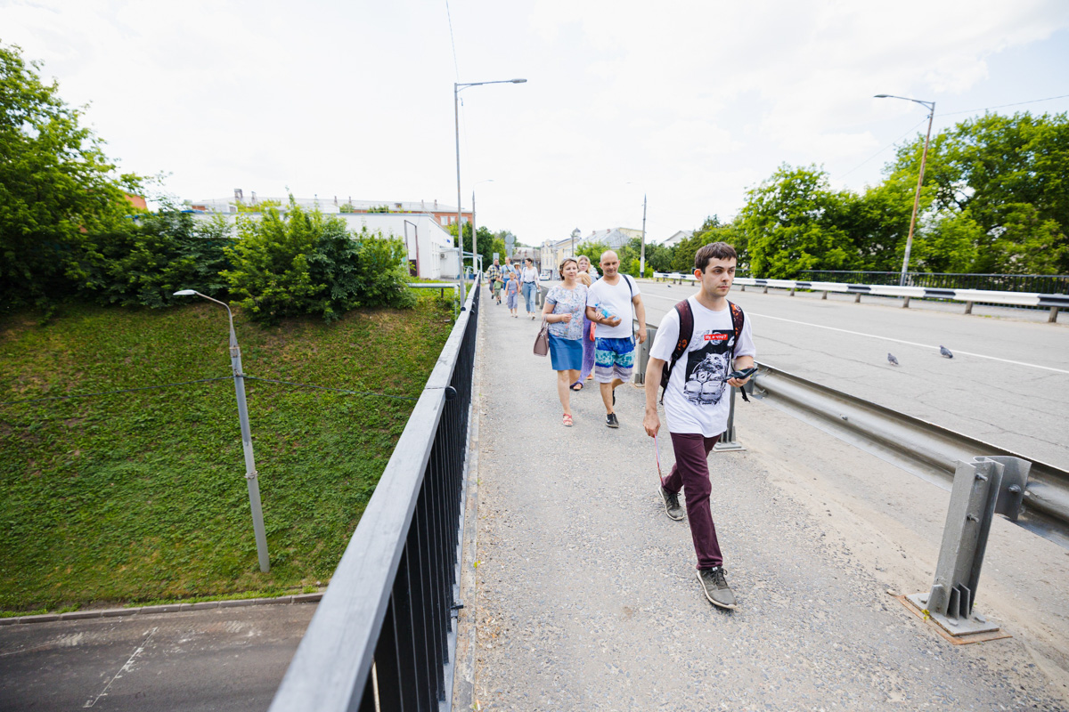 Не важно, что вы знаете об авангарде. Важно, что вы можете узнать о нём больше! До конца июля ЦСК «Флигель» проводит свободный к посещению фестиваль, посвящённый современному искусству. В рамках него проект «Новый стрит-арт» презентовал квест-бродилку «В поисках дома Ольги Розановой». Подробности – в материале.
