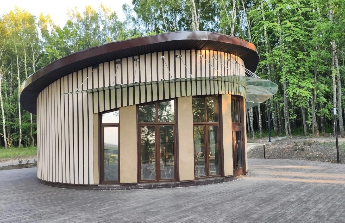 Музыка, игры и спорт – детям. Новые места для прогулок – всем. Приятная картинка получается, если взглянуть на свежие объекты для отдыха и развлечений во Владимире и других городах 33-го региона.