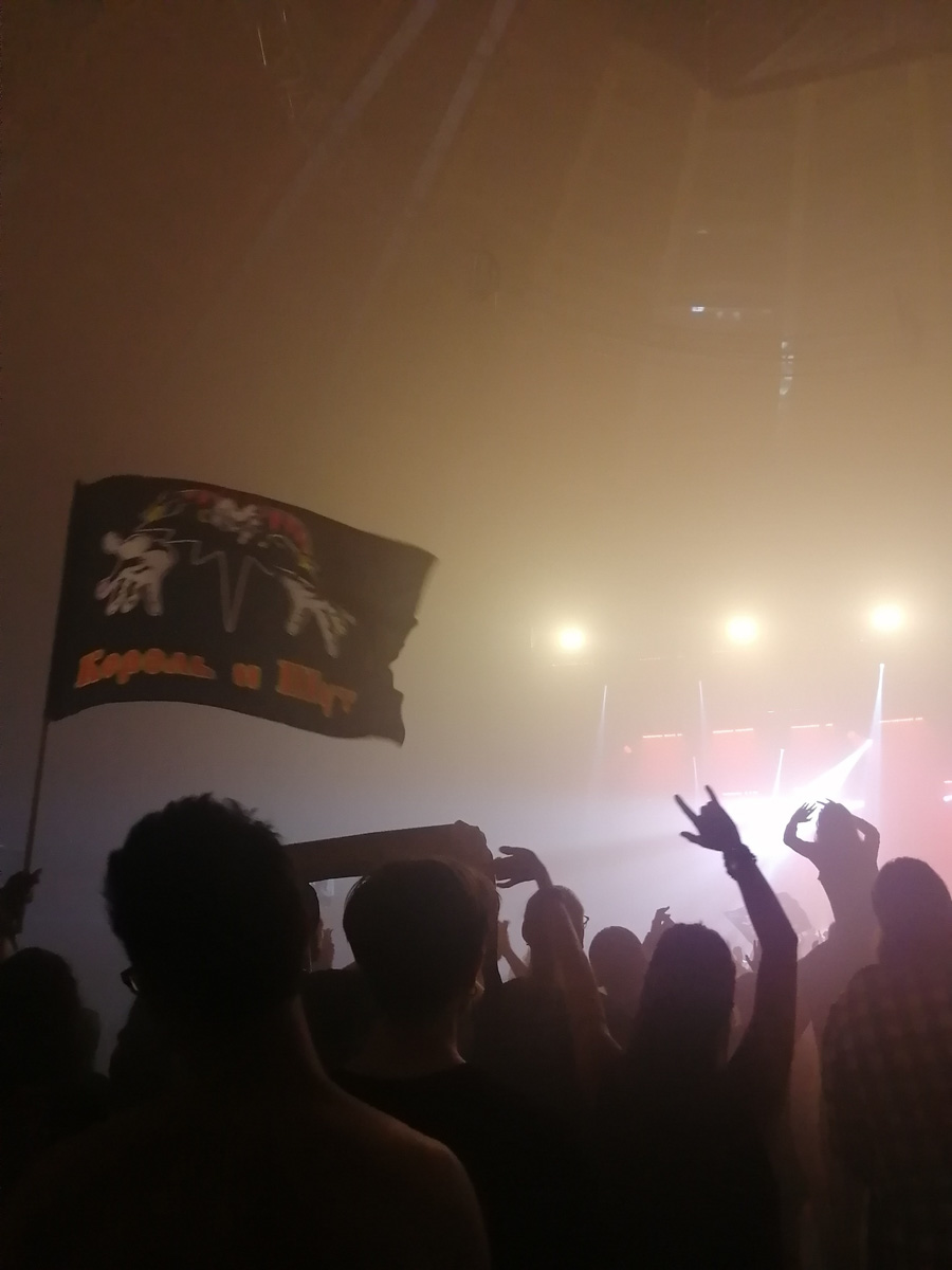 Владимирская певица Юлия Покачалова приняла участие в съемках биографического сериала про легендарную группу «Король и Шут». Девушка рассказала, как ей удалось туда попасть и что больше всего запомнилось.