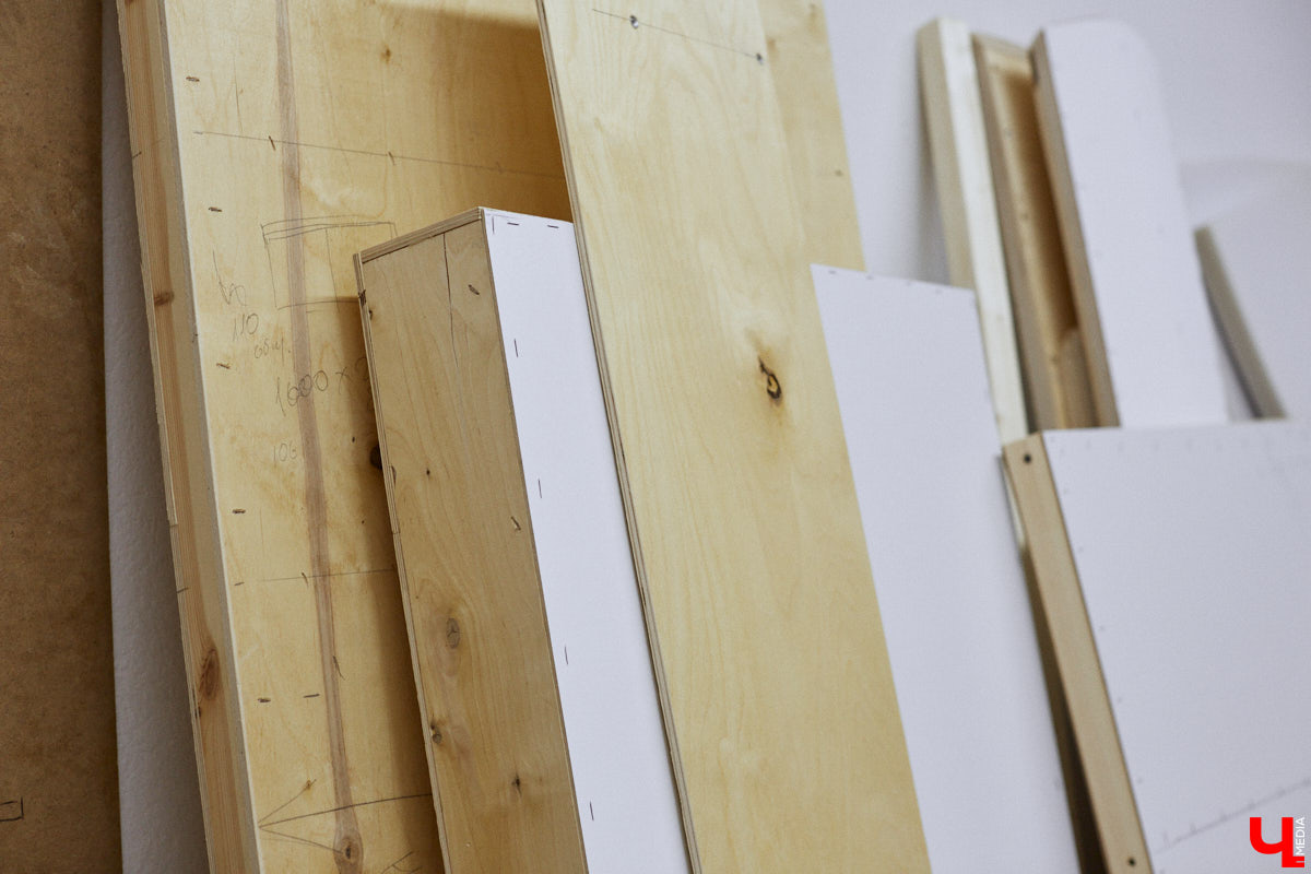 Ирину Шепелеву часто сравнивают с актрисой Кэмерон Диас, но она предпочитает быть самой собой. По этому же принципу Ирина построила и свою компанию по производству эксклюзивной мебели и текстиля для дома. Как удается заниматься бизнесом, воспитывать двоих замечательных детей и оставаться собой, бизнес-леди рассказала в эксклюзивном интервью «Ключ-Медиа».