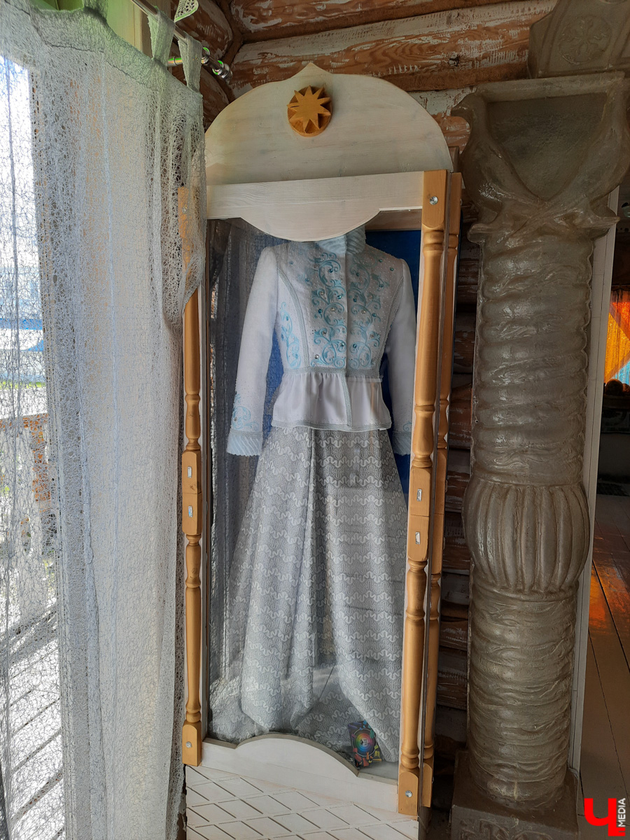 Ехать некуда? Да бросьте! Бросьте дела и айда в Кострому. Мы там побывали, делимся впечатлениями и фото.