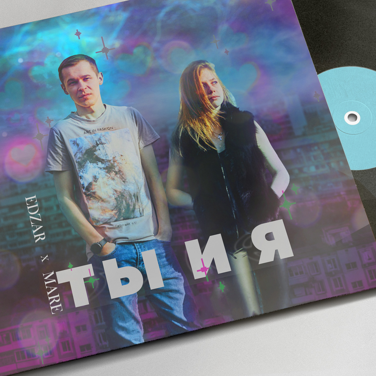 «Ключ-Медиа» уже рассказывал вам о помощнике машиниста, который написал песню, за сутки набравшую 46 тысяч прослушиваний. Сегодня наш земляк Эдгар со своим проектом EDZAR продолжает путь на вершины музыкального Олимпа: буквально на днях контракт с ним подписал крупнейший и старейший рекорд-лейбл «Союз Мьюзик». А недавно композиции артиста стали крутить даже в Израиле.