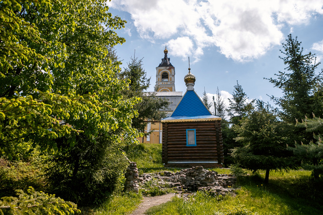 В июле администрация Собинского района презентовала маршрут «По Суворовским местам», который охватывает села Ундол, Черкутино, Алепино, Кистыш и сельцо Орехово. Это пункты назначения не только славятся своими прекрасными видами. Это сама история, связанная с выдающимися людьми Владимирщины.