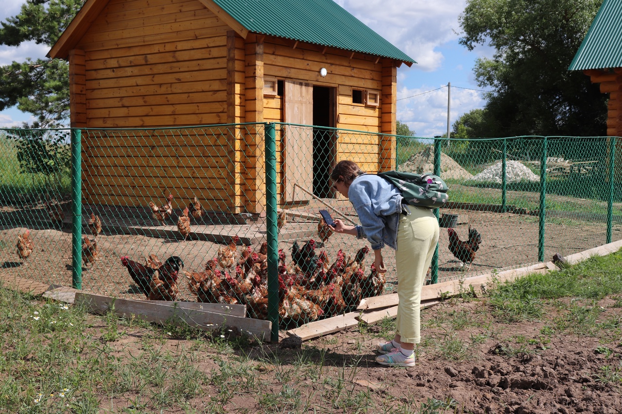 В июле администрация Собинского района презентовала маршрут «По Суворовским местам», который охватывает села Ундол, Черкутино, Алепино, Кистыш и сельцо Орехово. Это пункты назначения не только славятся своими прекрасными видами. Это сама история, связанная с выдающимися людьми Владимирщины.