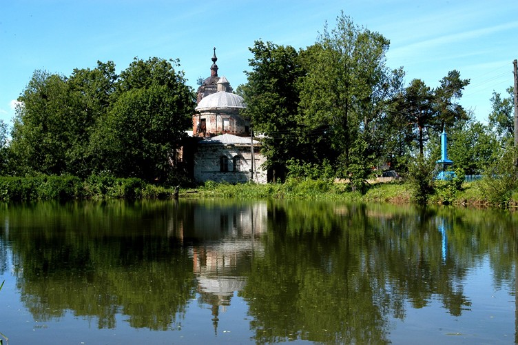 В июле администрация Собинского района презентовала маршрут «По Суворовским местам», который охватывает села Ундол, Черкутино, Алепино, Кистыш и сельцо Орехово. Это пункты назначения не только славятся своими прекрасными видами. Это сама история, связанная с выдающимися людьми Владимирщины.