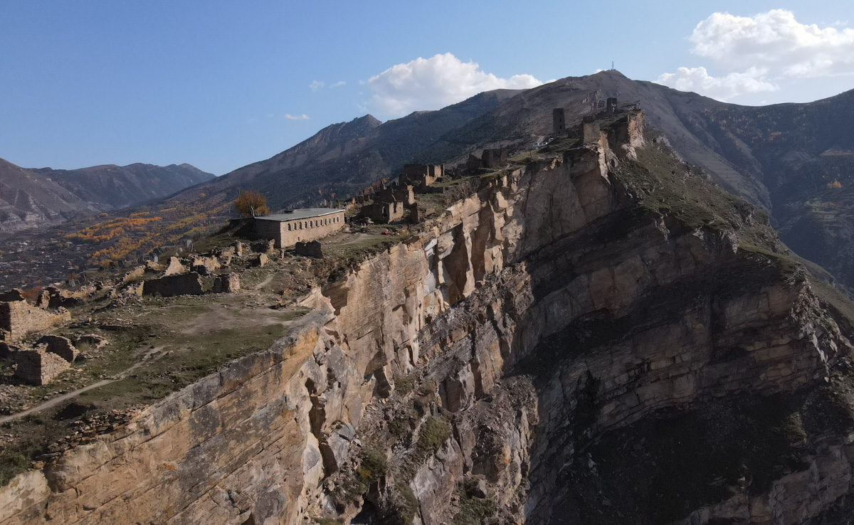 В августе съемочная команда из Владимира отправится в автомобильный тур от Владивостока до Москвы, охватывая живописные локации и уникальные кейсы региональных бизнесменов, а ценители роуд-контента смогут наблюдать за поездкой в режиме реального времени.