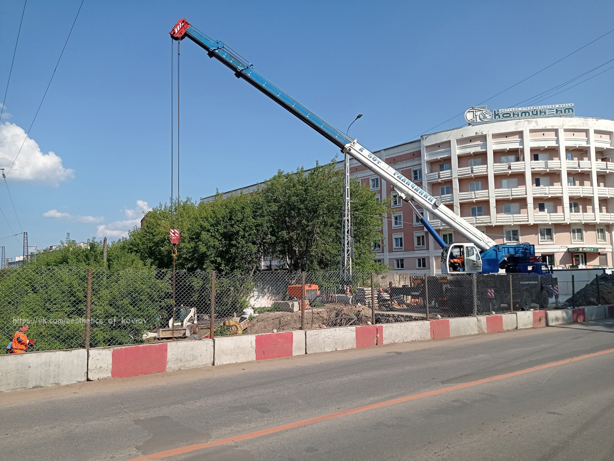 Какие-то из них уже подходят к концу, какие-то в самом разгаре, а некоторые только в планах, но от этого не менее ожидаемые. Итак, какие же стройки кипят сейчас на просторах 33-го региона?