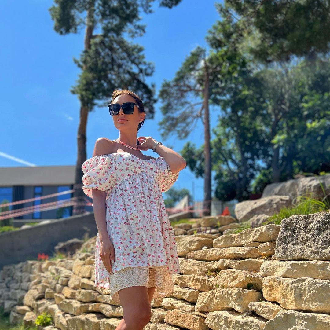 Про эту локацию, оформленную в европейском стиле, мы вам уже рассказывали. Но теперь она стала не просто красивым местом в центре города, а настоящей Меккой для владимирских блогеров. Не запостил оттуда фото – считай не был. Так ведь?