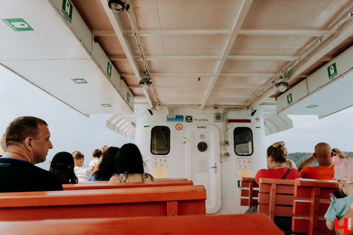 С каждым годом (начиная с 2020-го) возможность проведения отпуска на тёплом морюшке кажется всё более призрачной. Популярные заграничные курорты взвинтили цены на проживание втридорога, да и перелёт обходится в половину стоимости самолёта… Проверяем, как санкции сказались на курортах Чёрного моря, а также составляем примерный план действий экономного путешественника.