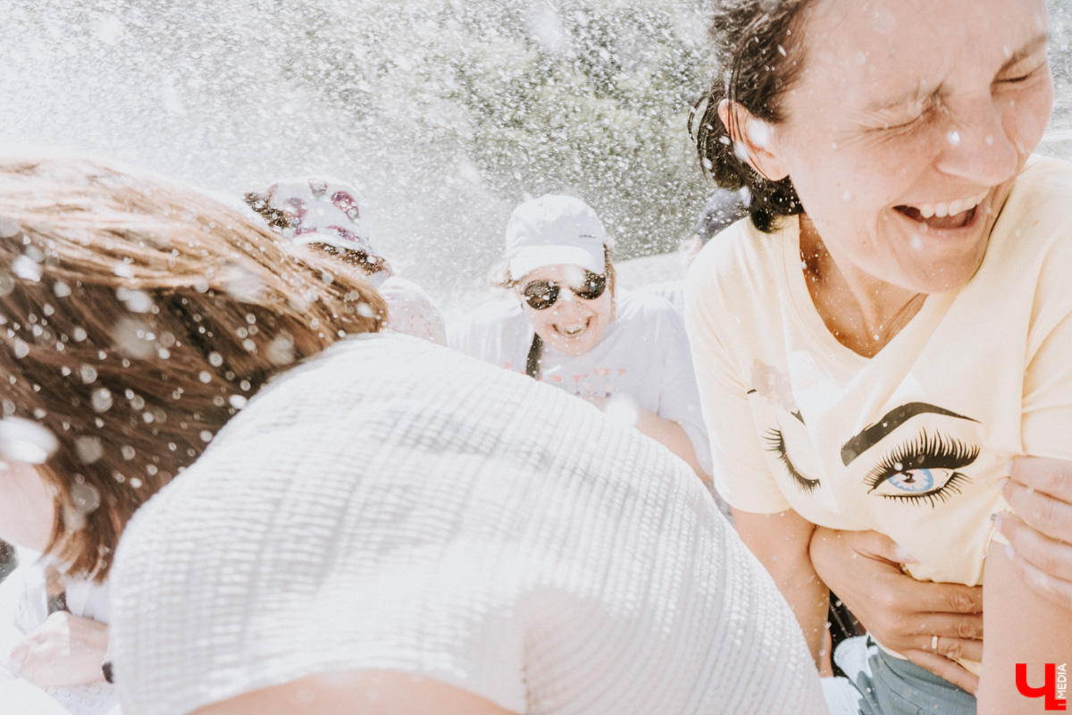 С каждым годом (начиная с 2020-го) возможность проведения отпуска на тёплом морюшке кажется всё более призрачной. Популярные заграничные курорты взвинтили цены на проживание втридорога, да и перелёт обходится в половину стоимости самолёта… Проверяем, как санкции сказались на курортах Чёрного моря, а также составляем примерный план действий экономного путешественника.