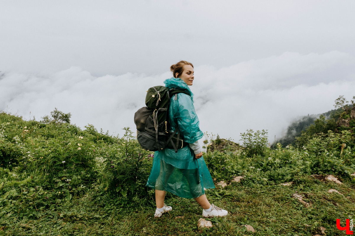С каждым годом (начиная с 2020-го) возможность проведения отпуска на тёплом морюшке кажется всё более призрачной. Популярные заграничные курорты взвинтили цены на проживание втридорога, да и перелёт обходится в половину стоимости самолёта… Проверяем, как санкции сказались на курортах Чёрного моря, а также составляем примерный план действий экономного путешественника.