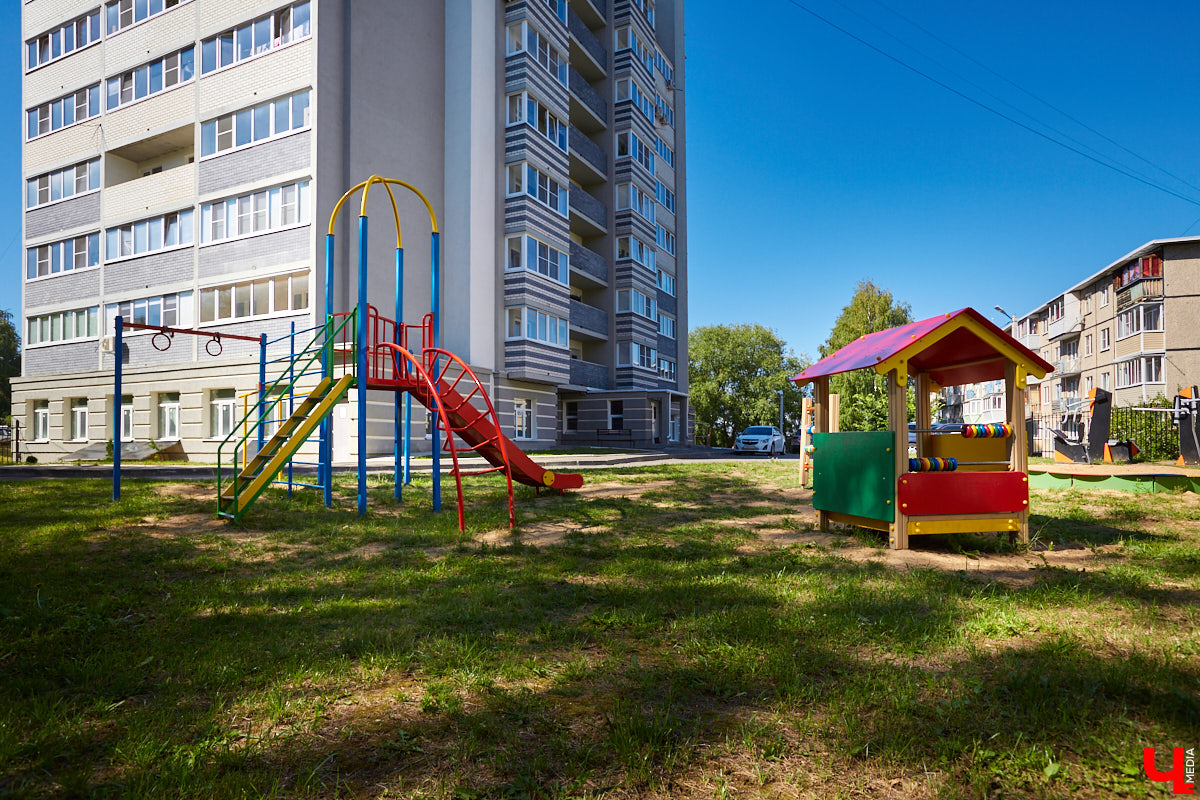 Во Владимире подвели итоги конкурса на самый лучший дом. Победителей определяли в трех номинациях. Среди критериев множество показателей, в том числе и раздельный сбор мусора. Итак, какие они, лучшие дома?