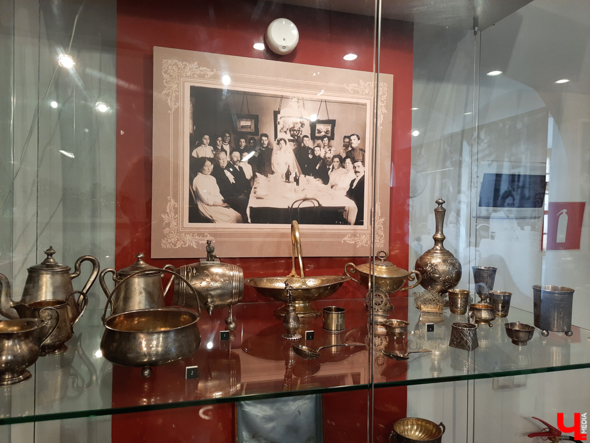 Во Владимире везде были, все видели? Айда в Ярославль считать медведей, есть икру заморскую, баклажанную, и много гулять. Делимся интересным маршрутом для тура выходного дня.