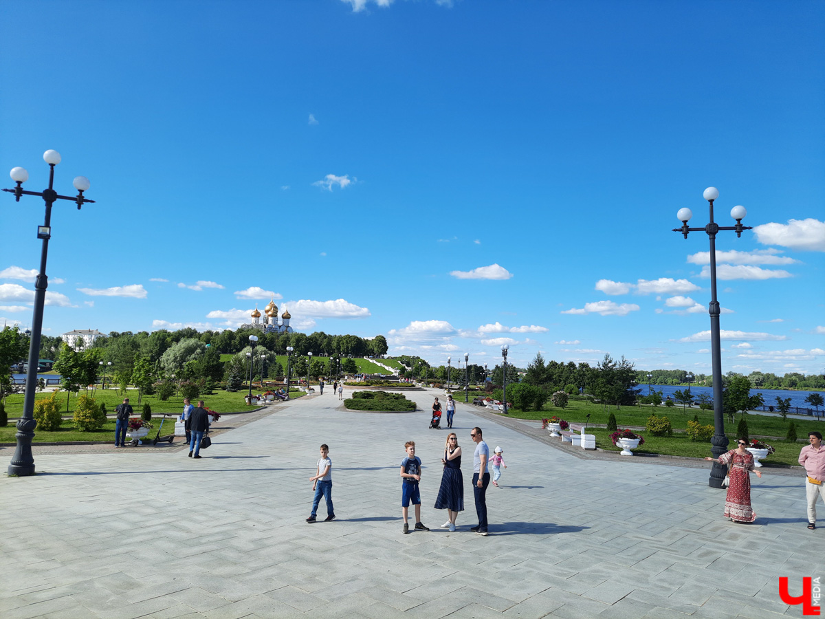 Во Владимире везде были, все видели? Айда в Ярославль считать медведей, есть икру заморскую, баклажанную, и много гулять. Делимся интересным маршрутом для тура выходного дня.