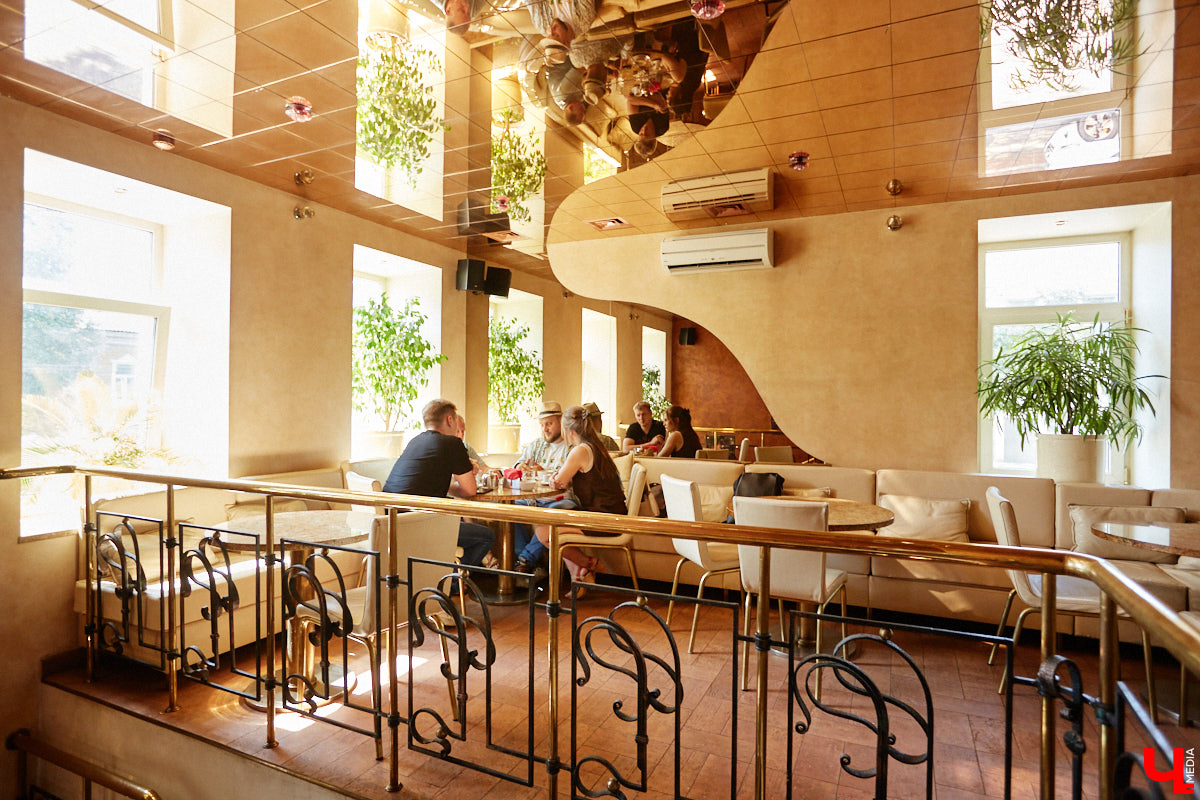 В этом году будет запущен первый национальный маршрут Владимирской области под названием «Былинный путь». От Мурома до Гороховца через богатырское село Карачарово лежит дорога путешественников, но не богатырями едиными она запомнится. Квест со Штирлицем, древний гороховецкий ящер, палаты купеческие и калачи гастрономические — готовимся к насыщенному ситибрейку!