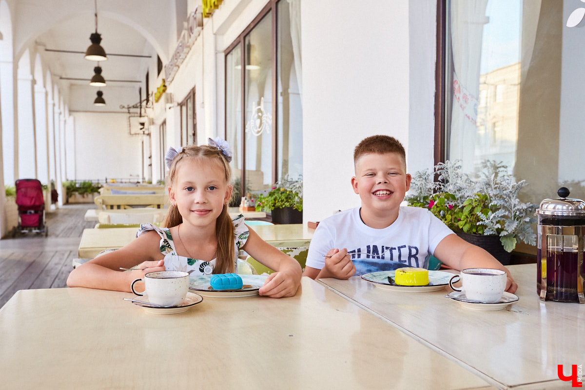 Семейное кафе «Пшеничный кот», расположенное в центре Владимира, давно полюбилось горожанам и гостям областного центра. А недавно рестораторы разработали и презентовали новое меню, где найдутся блюда по душе даже изысканным гурманам. Впечатления от них — в нашем материале!
