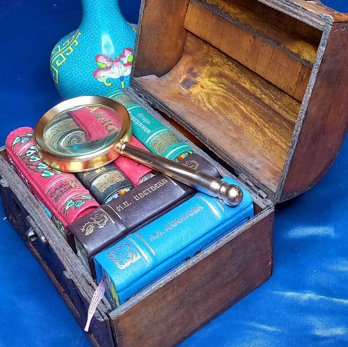 Любите читать книги? Тогда эта информация точно для вас! Владимир готовится во второй раз принять книжный фестиваль «Китоврас». И мы готовимся к интеллектуальным выходным — знакомимся с афишей мероприятия.