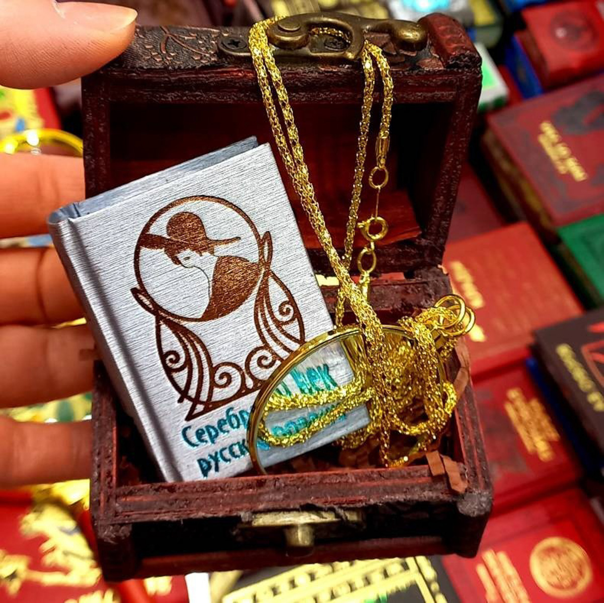 Любите читать книги? Тогда эта информация точно для вас! Владимир готовится во второй раз принять книжный фестиваль «Китоврас». И мы готовимся к интеллектуальным выходным — знакомимся с афишей мероприятия.