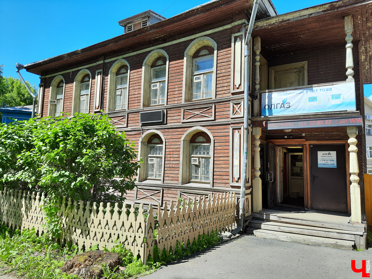 Посидеть поокать, восхититься кружевами и миниатюрной железной дорогой с ретро-поездами. Это все Вологда. Делимся еще одним маршрутом для тура выходного дня.