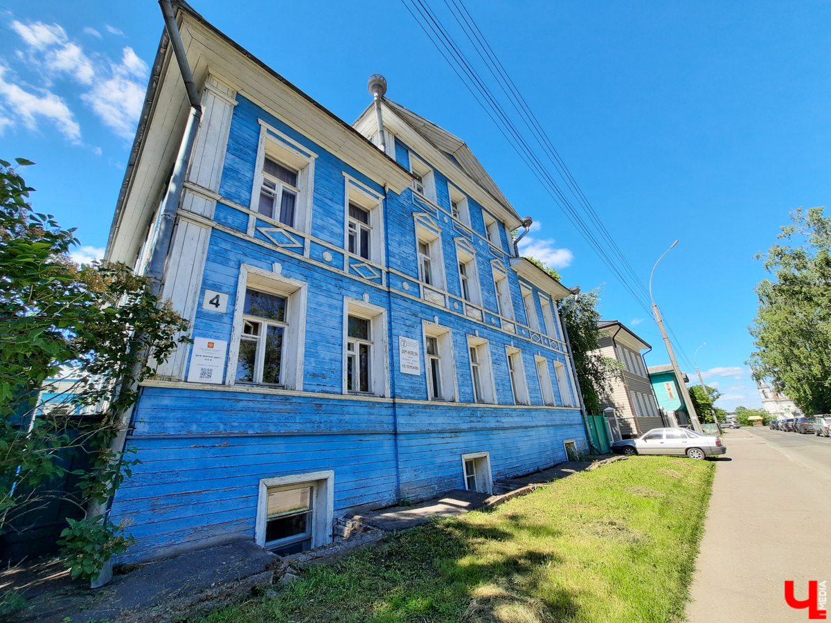 Посидеть поокать, восхититься кружевами и миниатюрной железной дорогой с ретро-поездами. Это все Вологда. Делимся еще одним маршрутом для тура выходного дня.