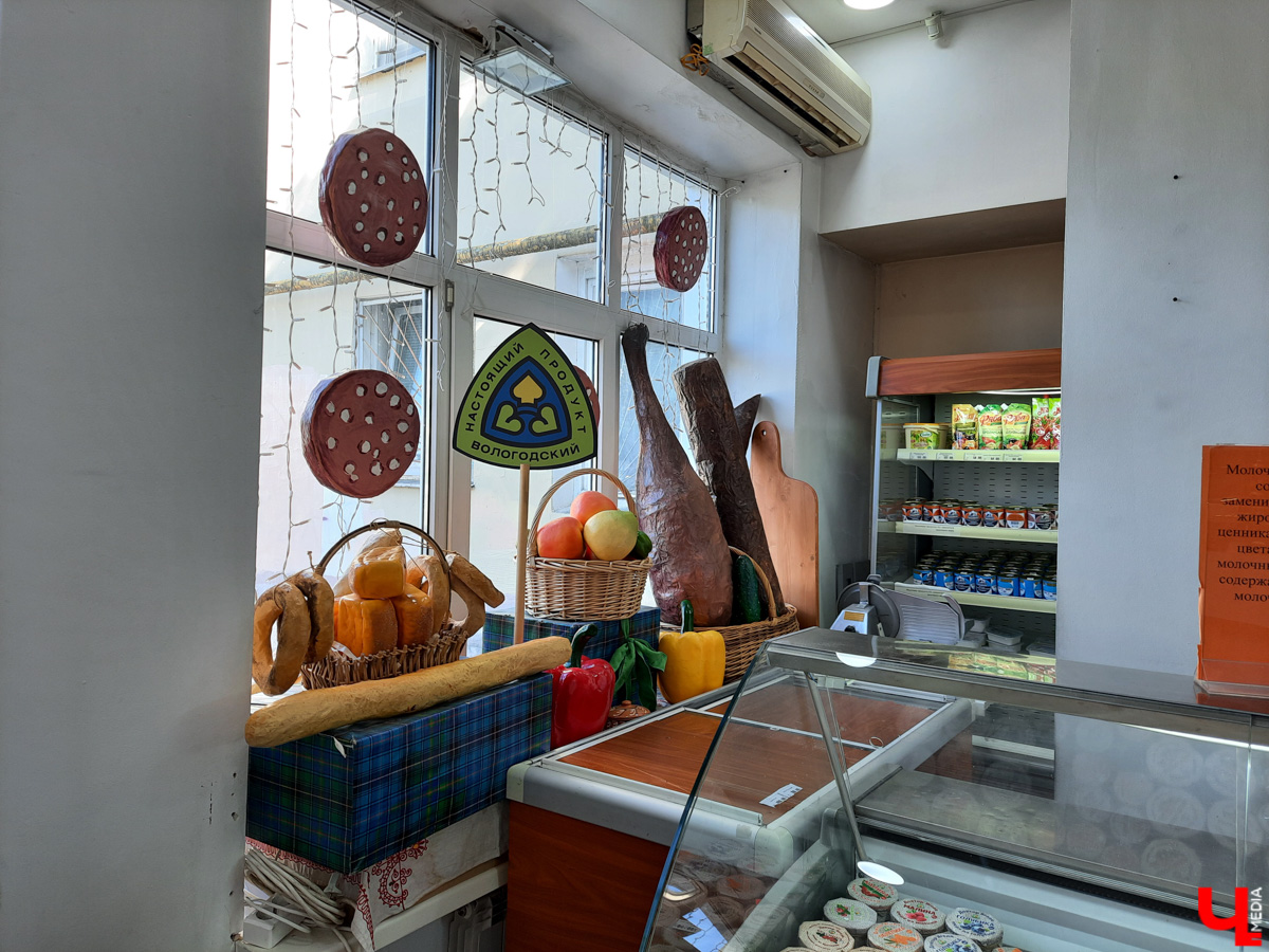 Посидеть поокать, восхититься кружевами и миниатюрной железной дорогой с ретро-поездами. Это все Вологда. Делимся еще одним маршрутом для тура выходного дня.