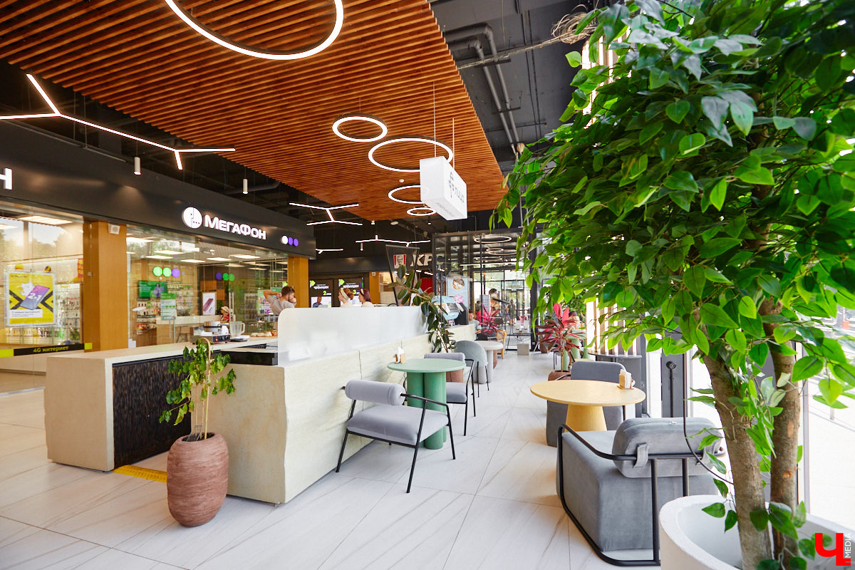 Доходили ли до вас отзывы о кофейнях «Лица»? Почему-то всем она очень даже нравится. Чтобы разобраться, чем же на самом деле привлекает жителей и гостей города авторское заведение, «Ключ-Медиа» отправился на разведку. Выводы сделаны. Заранее предупредим: такого поворота вы точно не ожидаете