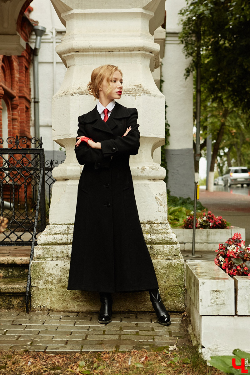 Всегда интересно, как выглядят телевизионные ведущие за кадром. Что они предпочитают носить и почему? Сегодня в рубрике «Свой стиль» мы раскрываем секреты девушки, которую обычно видим только по ту сторону экрана. Знакомьтесь, красавицу зовут Любовь Клюквина.