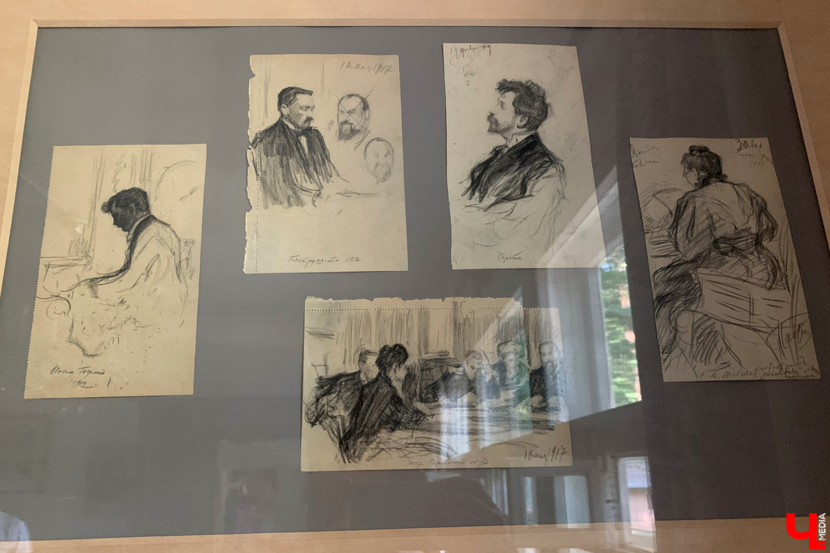 Если встретились два филолога, они рано или поздно попадут в Переделкино. Знаменитый писательский городок манит громкими именами, многочисленными секретами литераторов и, конечно, богемной дачной атмосферой. Именно здесь, под Москвой, когда-то творили Борис Пастернак, Корней Чуковский, Лев Кассиль, Константин Симонов, Вениамин Каверин, Евгений Евтушенко, Андрей Вознесенский, Белла Ахмадулина и многие другие. Чтобы окунуться в секреты литературной богемы, хватит выходных. Рассказываем, как доехать и что посмотреть в первую очередь.