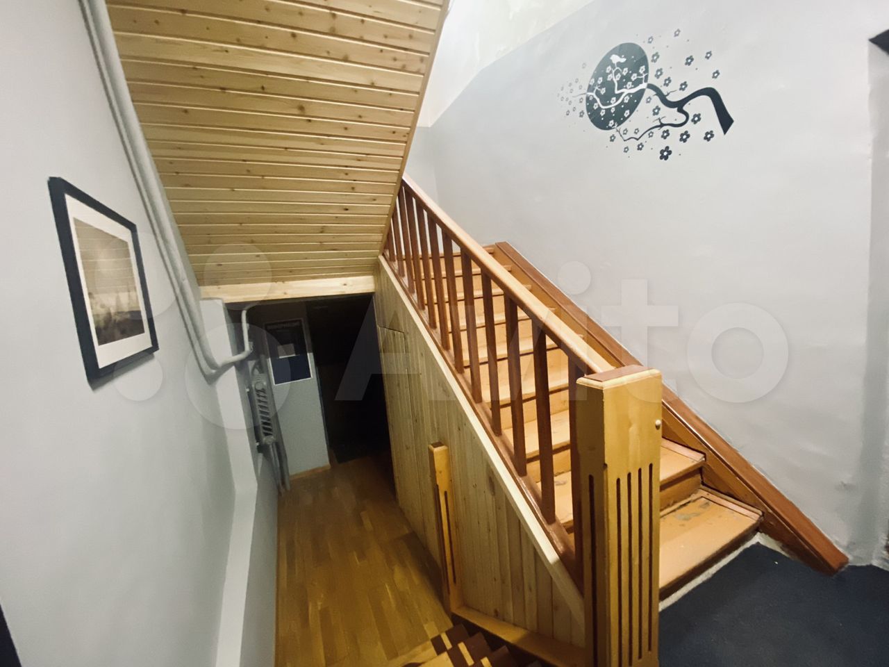 Что-то модно, что-то вышло из моды, а что-то вечно! Эту мудрость можно применить и к квартирам «сталинкам». Это жилье пользуется активным спросом и по сей день! Для всех неравнодушных мы и сделали подборку – пять самых недорогих «сталинок» Владимира стоимостью до 3 миллионов рублей.