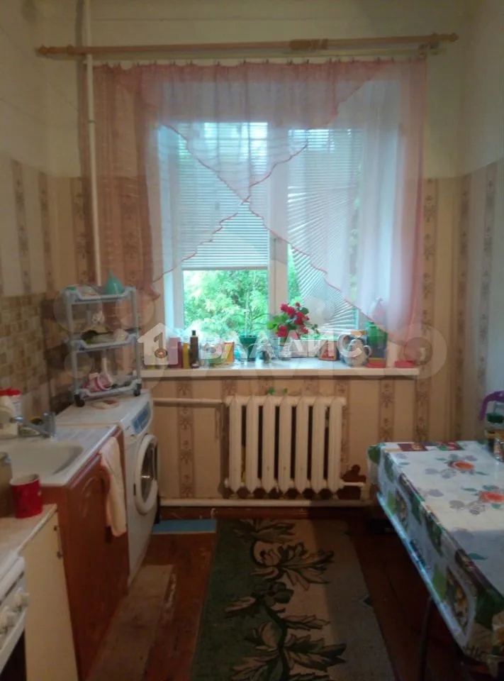 Что-то модно, что-то вышло из моды, а что-то вечно! Эту мудрость можно применить и к квартирам «сталинкам». Это жилье пользуется активным спросом и по сей день! Для всех неравнодушных мы и сделали подборку – пять самых недорогих «сталинок» Владимира стоимостью до 3 миллионов рублей.