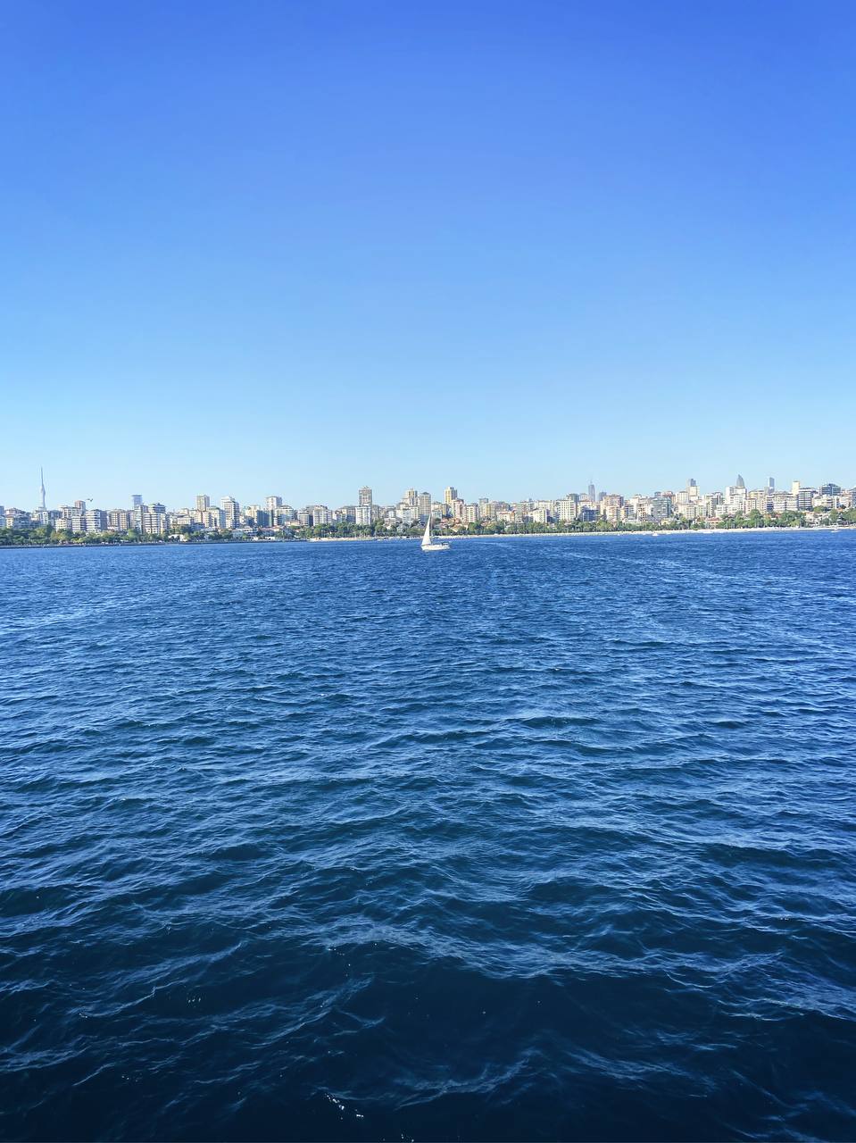 Жительница Владимира Анна Торосян с апреля живет в Стамбуле. За прошедшие месяцы у нее уже сложилось свое представление о том, чем же он отличается от родного города. Итак, погружаемся в атмосферу Турции и узнаем о ее столице все самое интересное.