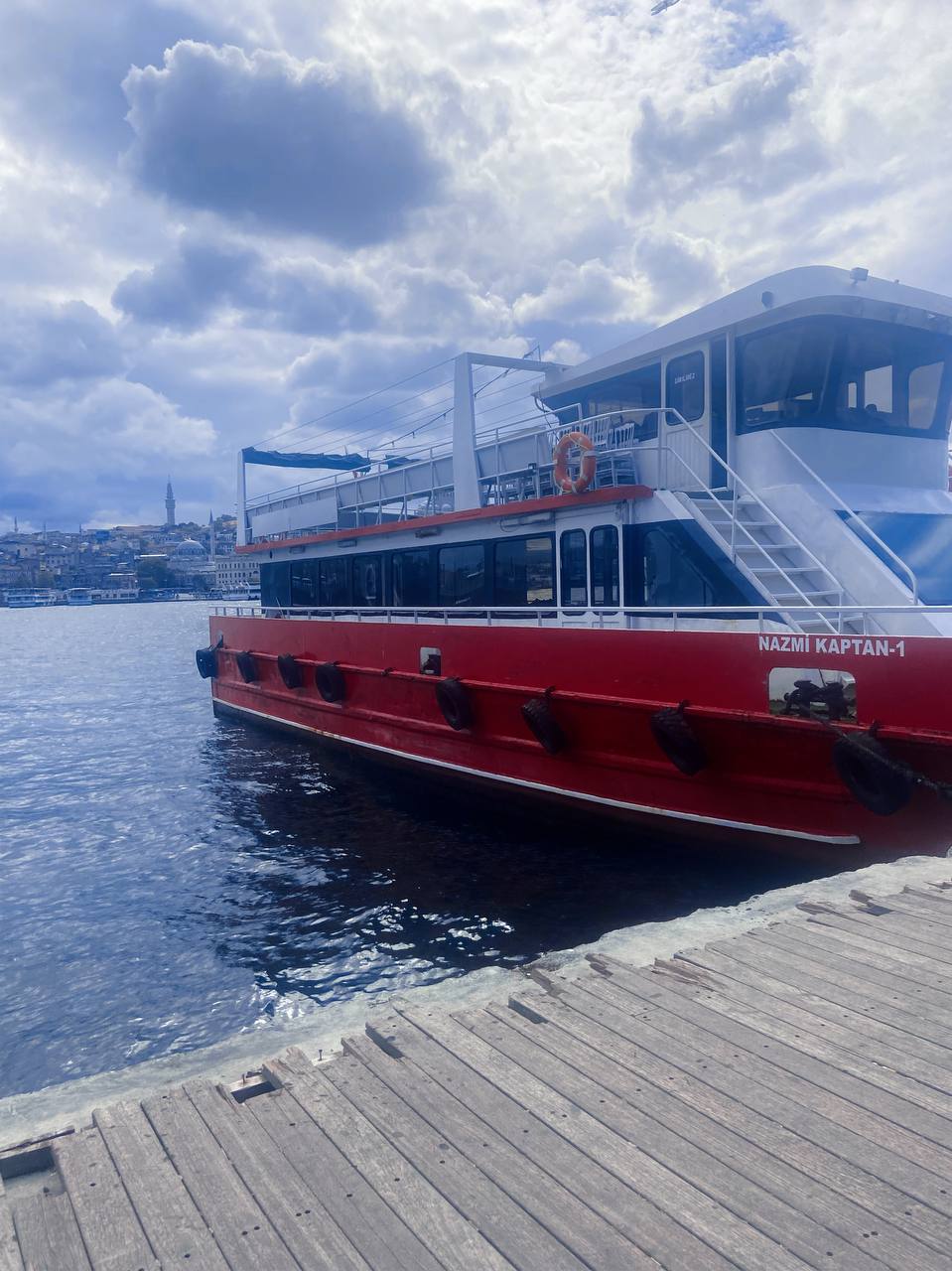 Жительница Владимира Анна Торосян с апреля живет в Стамбуле. За прошедшие месяцы у нее уже сложилось свое представление о том, чем же он отличается от родного города. Итак, погружаемся в атмосферу Турции и узнаем о ее столице все самое интересное.