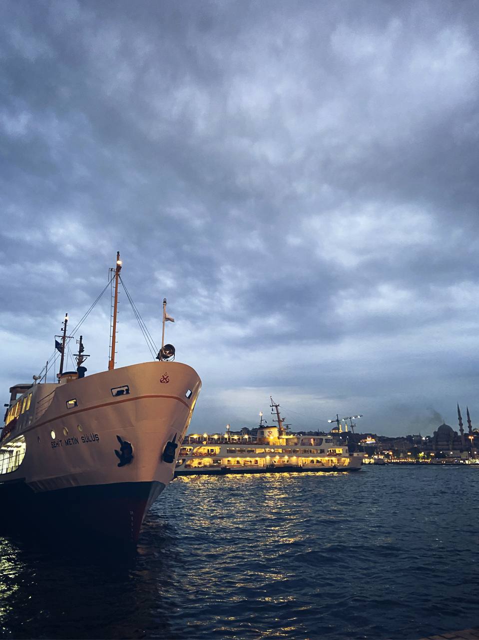 Жительница Владимира Анна Торосян с апреля живет в Стамбуле. За прошедшие месяцы у нее уже сложилось свое представление о том, чем же он отличается от родного города. Итак, погружаемся в атмосферу Турции и узнаем о ее столице все самое интересное.